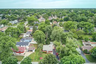 14 E Van Buren St, Villa Park, IL 60181 - Photo 17