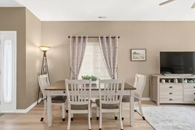 911 Gillespie Lane, Yorkville, IL 60560 - Photo 9