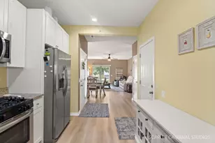 911 Gillespie Ln, Yorkville, IL 60560 - Photo 11