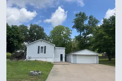 1208 SW 3rd Avenue, Aledo, IL 61231 - Photo 3