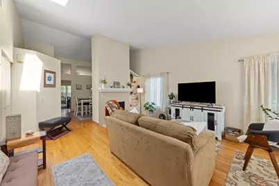 2S111 Waltham Court, Warrenville, IL 60555 - Photo 5