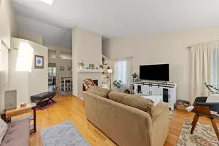 2S111 Waltham Ct, Warrenville, IL 60555 - Photo 5