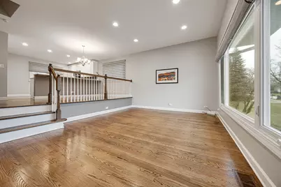 1811 Azalea Lane, Mount Prospect, IL 60056 - Photo 5