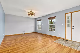303 Derby Ct, Wilmington, IL 60481 - Photo 7