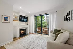 2820 N Greenview St, Chicago, IL 60657 - Photo 9