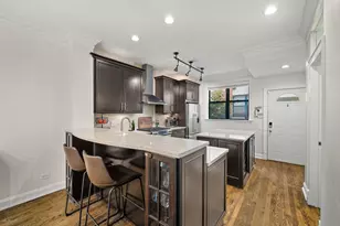 2820 N Greenview St, Chicago, IL 60657 - Photo 5