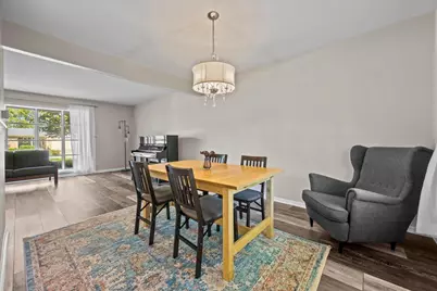 1145 Weeping Willow Lane, Libertyville, IL 60048 - Photo 3