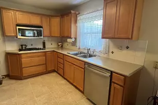 538 Dwight St, Kewanee, IL 61443 - Photo 11