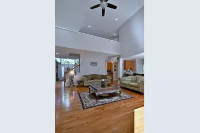 10 Sequoia Court, Streamwood, IL 60107 - Photo 15