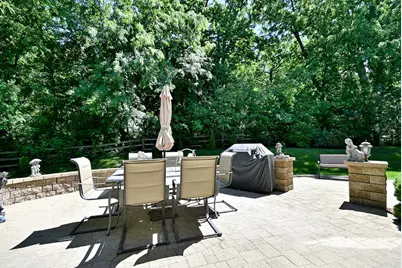 10 Sequoia Court, Streamwood, IL 60107 - Photo 65