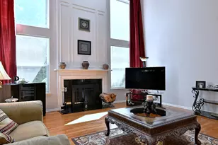 10 Sequoia Ct, Streamwood, IL 60107 - Photo 11