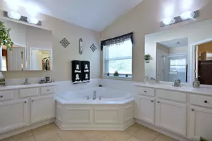 10 Sequoia Ct, Streamwood, IL 60107 - Photo 47