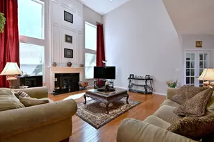 10 Sequoia Ct, Streamwood, IL 60107 - Photo 13