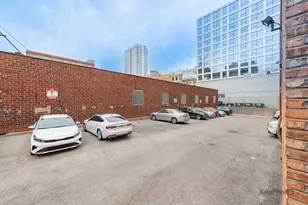 812 W Van Buren St, Chicago, IL 60607 - Photo 27