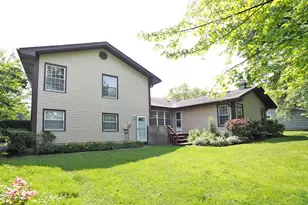 1324 Chartwell Rd, Schaumburg, IL 60195 - Photo 33