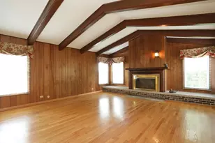 1324 Chartwell Rd, Schaumburg, IL 60195 - Photo 9