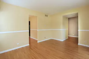 1324 Chartwell Rd, Schaumburg, IL 60195 - Photo 5