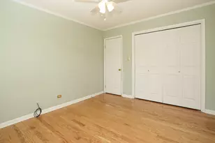 1324 Chartwell Rd, Schaumburg, IL 60195 - Photo 27