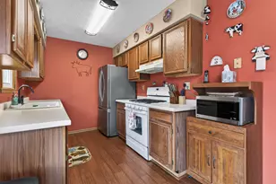 225 Cloud Mist Dr, Capron, IL 61012 - Photo 11
