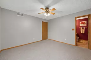 225 Cloud Mist Dr, Capron, IL 61012 - Photo 17