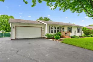 225 Cloud Mist Dr, Capron, IL 61012 - Photo 1