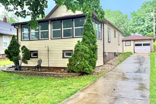 406 E St Paul St, Spring Valley, IL 61362 - Photo 1