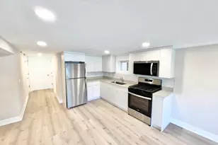 5547 N Central Ave, Chicago, IL 60630 - Photo 7