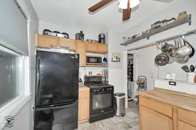 [Address not provided], Hazel Crest, IL 60429 - Photo 7