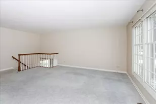 249 Langton Ln, Bloomingdale, IL 60108 - Photo 7