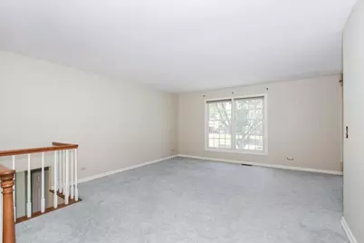 249 Langton Lane, Bloomingdale, IL 60108 - Photo 5