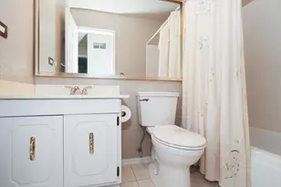 249 Langton Ln, Bloomingdale, IL 60108 - Photo 23