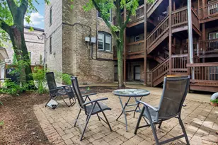 1946 W Patterson Ave, Chicago, IL 60613 - Photo 19