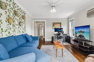 1946 W Patterson Ave, Chicago, IL 60613 - Photo 5