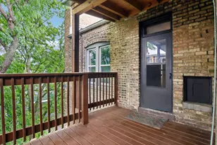 1946 W Patterson Ave, Chicago, IL 60613 - Photo 17