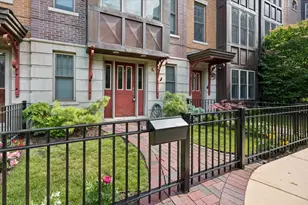 3006 W Newport Ave, Chicago, IL 60618 - Photo 1