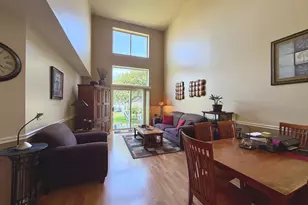 1150 Hawthorne Ln, Elk Grove Village, IL 60007 - Photo 9