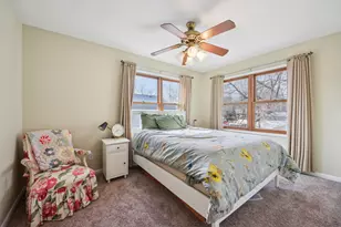 27884 W Riverside Dr, Antioch, IL 60002 - Photo 19