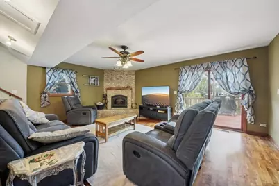27884 W Riverside Drive, Antioch, IL 60002 - Photo 3