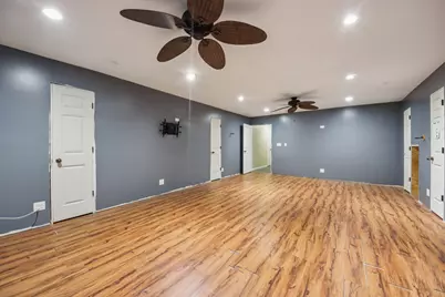 27884 W Riverside Drive, Antioch, IL 60002 - Photo 21