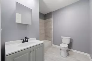7828 S Escanaba Ave, Chicago, IL 60649 - Photo 19