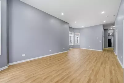 7828 S Escanaba Avenue, Chicago, IL 60649 - Photo 5