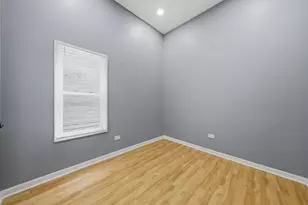 7828 S Escanaba Ave, Chicago, IL 60649 - Photo 9