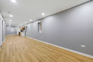 7828 S Escanaba Ave, Chicago, IL 60649 - Photo 25