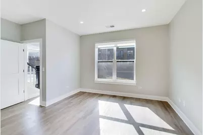 5424 Old Orchard Road, Skokie, IL 60077 - Photo 11