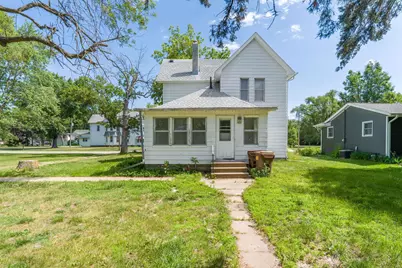 1010 6th Avenue, Erie, IL 61250 - Photo 1