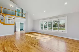 1838 N Windsor Dr, Arlington Heights, IL 60004 - Photo 5