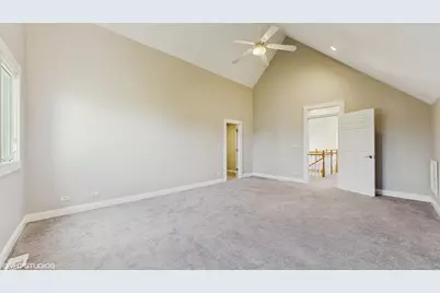 1838 N Windsor Drive, Arlington Heights, IL 60004 - Photo 11