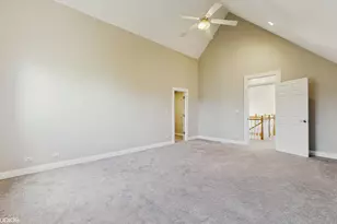 1838 N Windsor Dr, Arlington Heights, IL 60004 - Photo 11