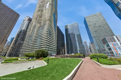 225 N Columbus Drive #6006, Chicago, IL 60601 - Photo 39