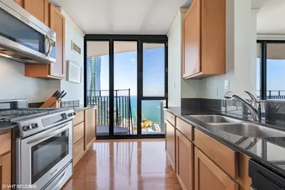 225 N Columbus Drive #6006, Chicago, IL 60601 - Photo 13